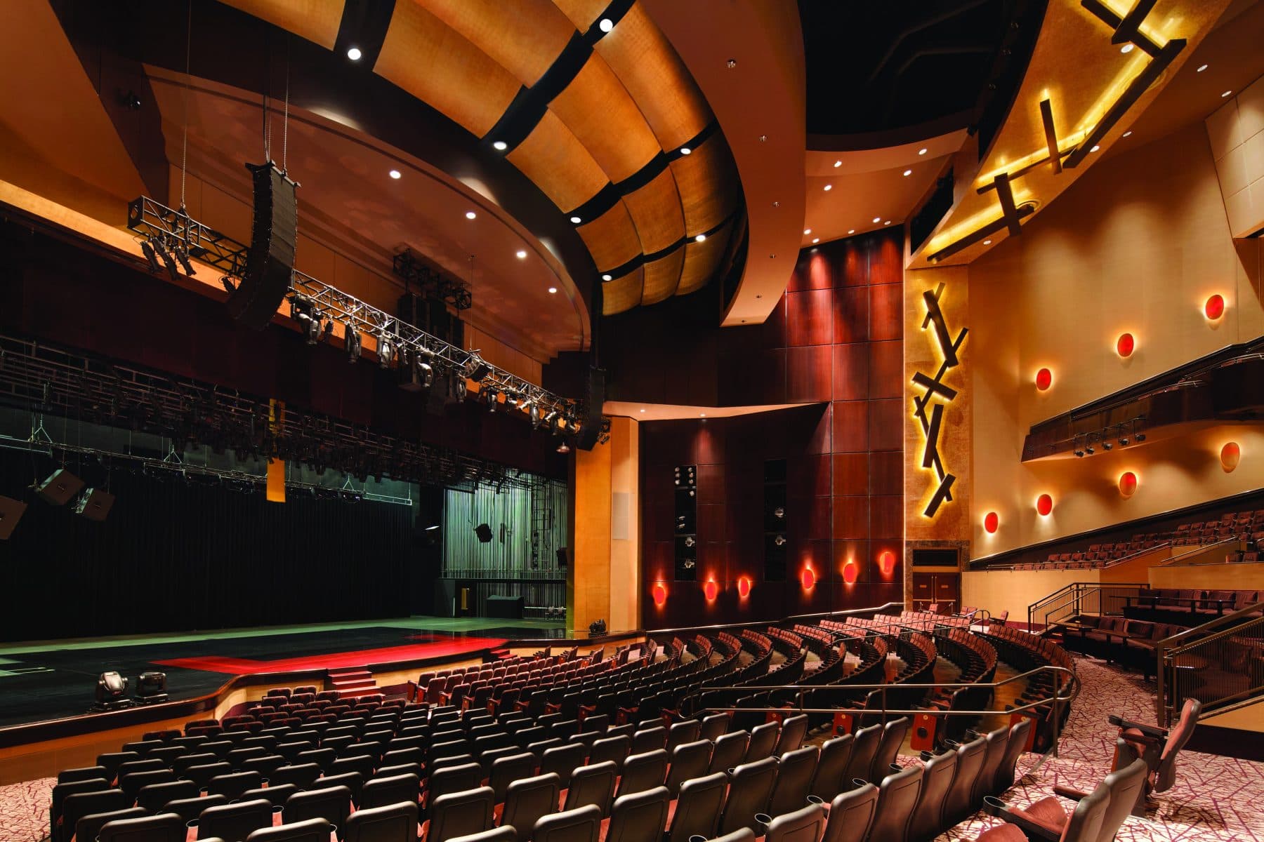 Penn and Teller Theater interior with tiered seating