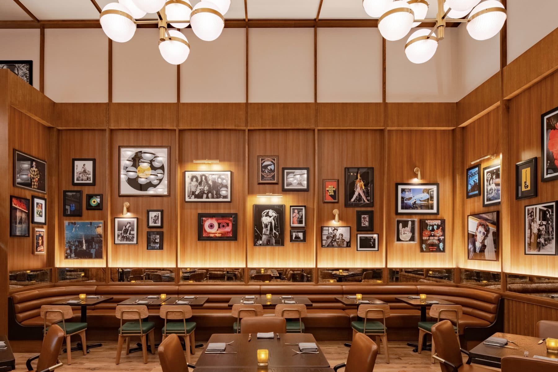 Revolution Tavern & Grill in Rio Las Vegas